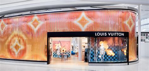 louis vuitton store sydney airport.